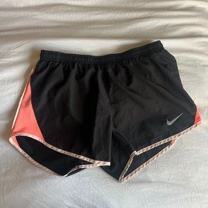 Nike Women's Black/Coral Dri-Fit Lined Athletic Runnings Shorts S